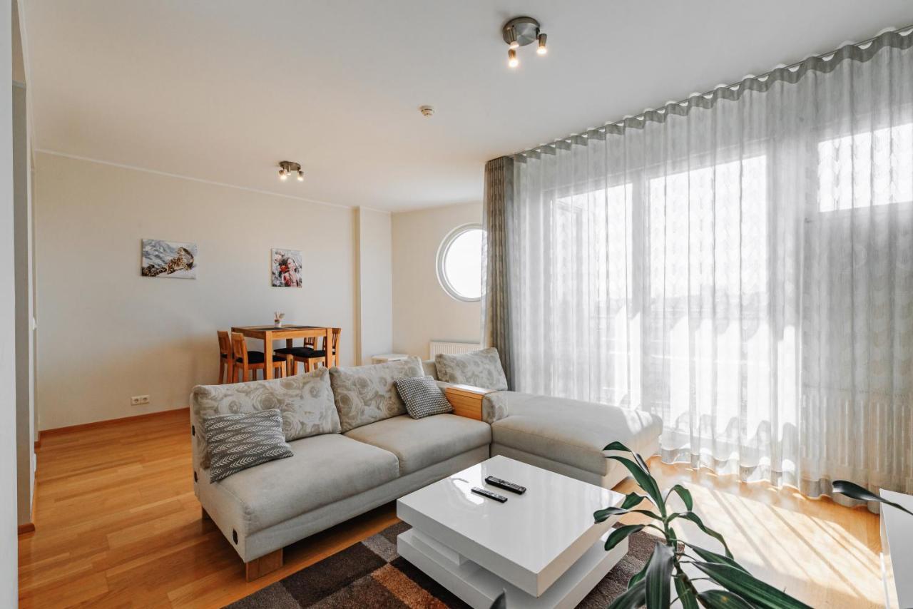 Apartment Airhome - Old Town View 2 *