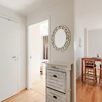 Airhome - Old Town View 2